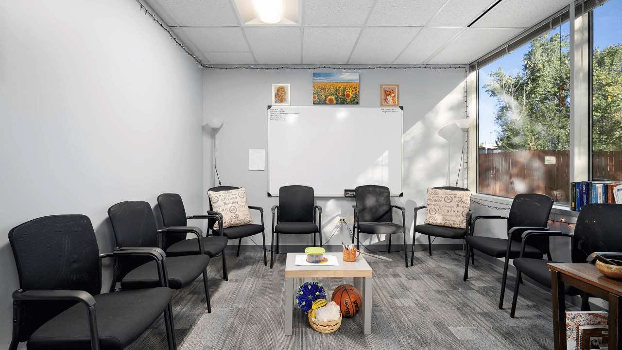 Denver Rehab center group therapy room