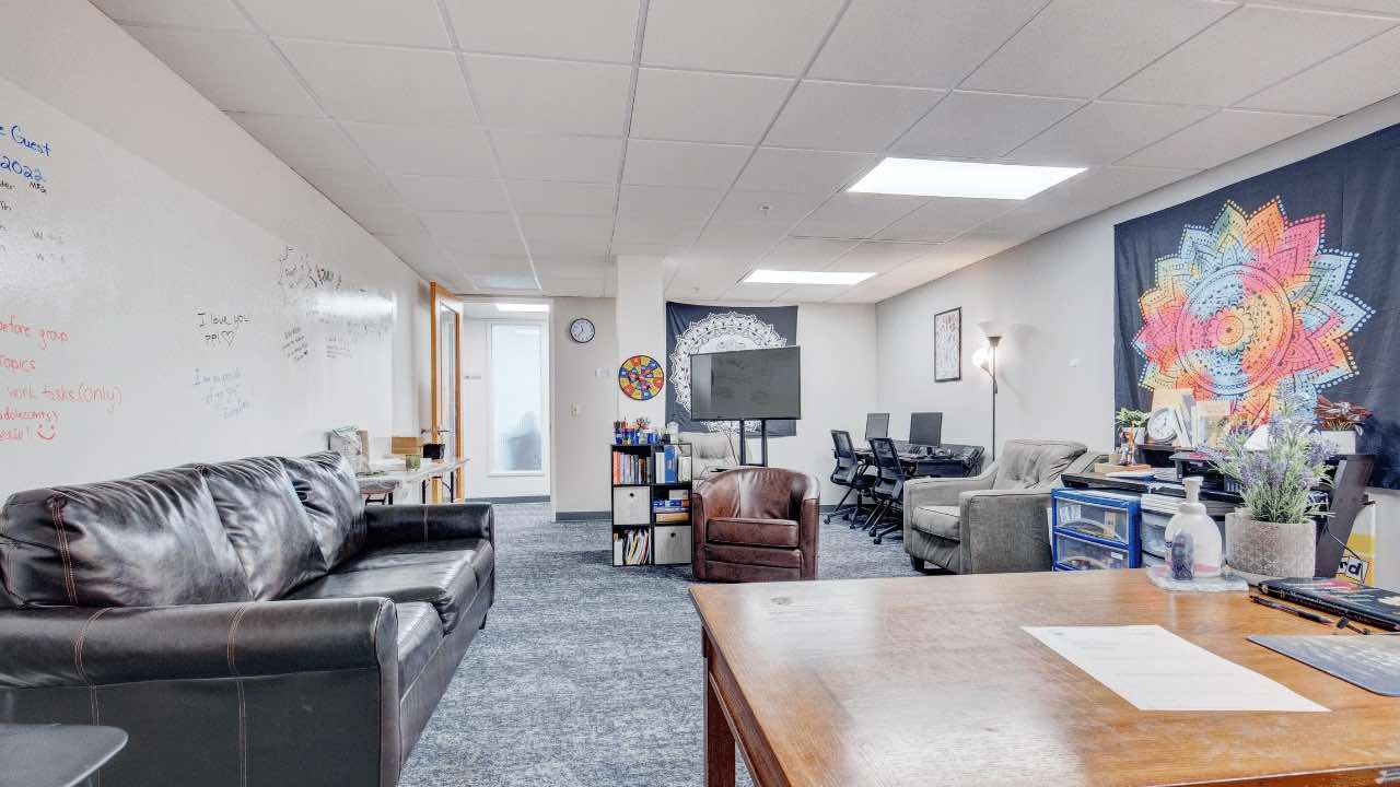 General therapy room at Boulder rehab center in Broomfield