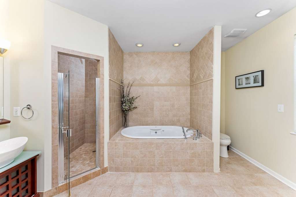 Reston Virginia Sober Living Bathroom