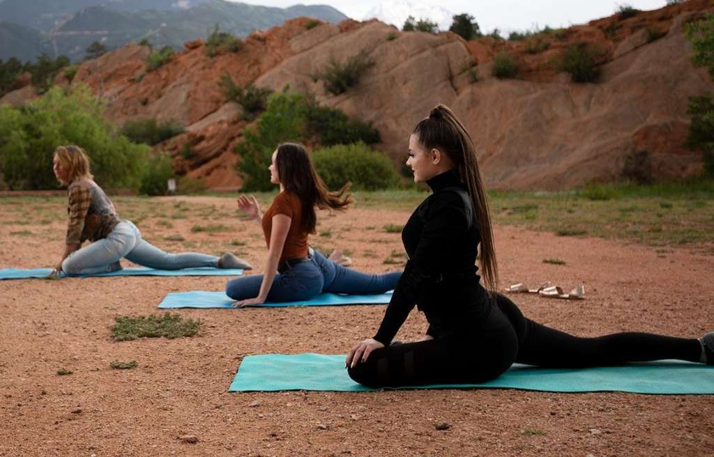 Outdoor group meditation exercise at Colorado teen rehab