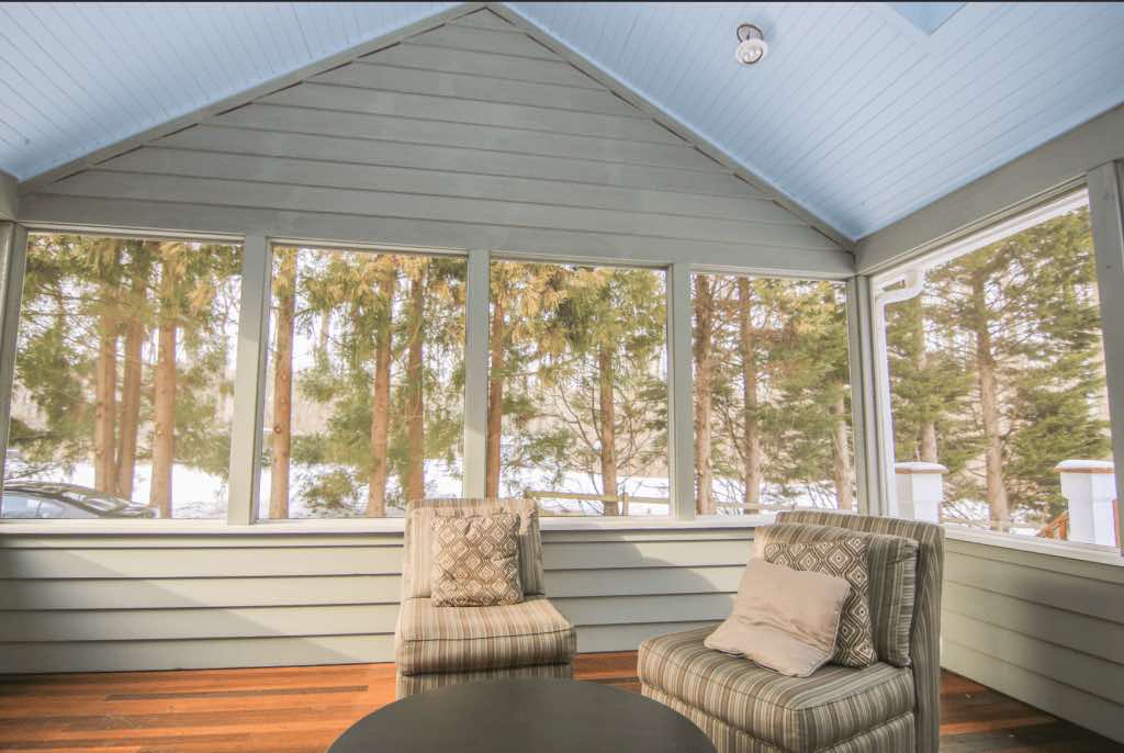 Chesapeake teen rehab center indoor patio area