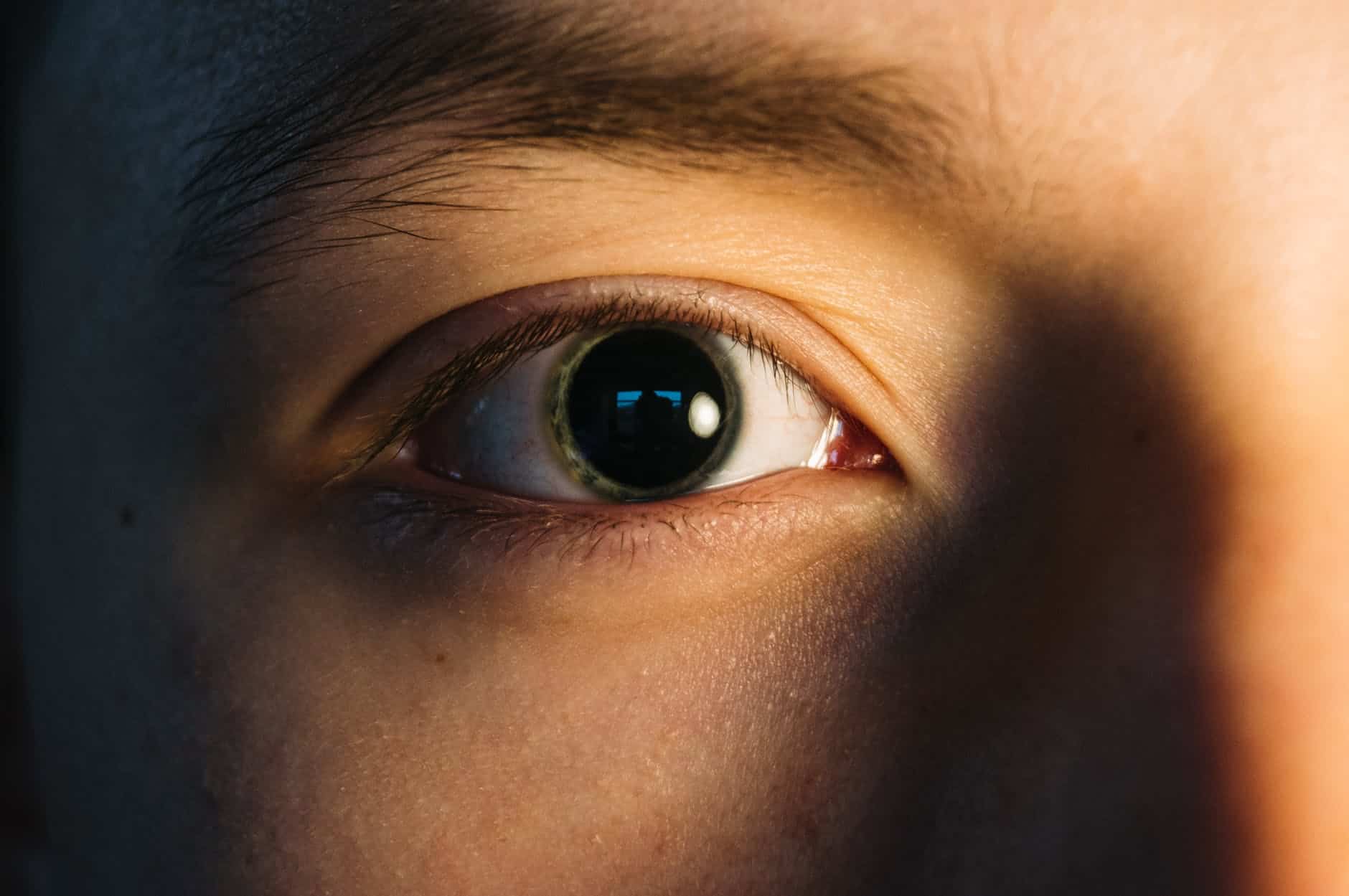 dilated-eye-pupil